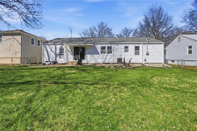 8209 E 133rd Terrace, Grandview, MO 64030