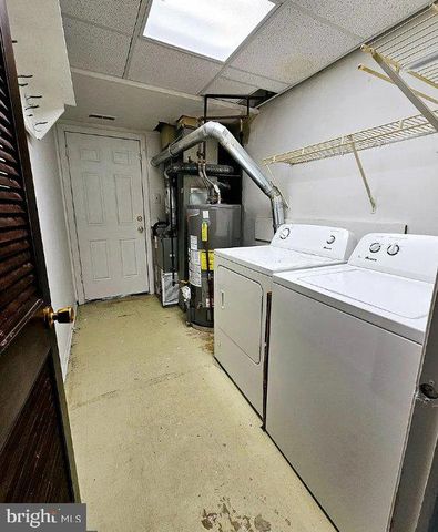 21 GREENFIELD DR, Berlin, NJ 08009