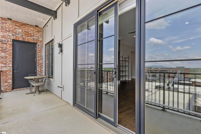 110 N Markley Street Unit 304, Greenville, SC 29601