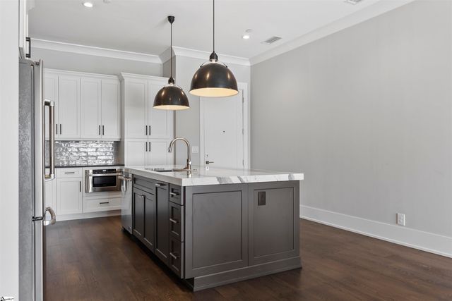 110 N Markley Street Unit 304, Greenville, SC 29601