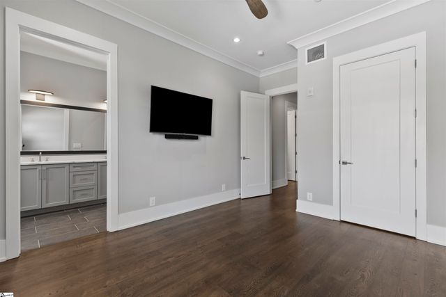 110 N Markley Street Unit 304, Greenville, SC 29601