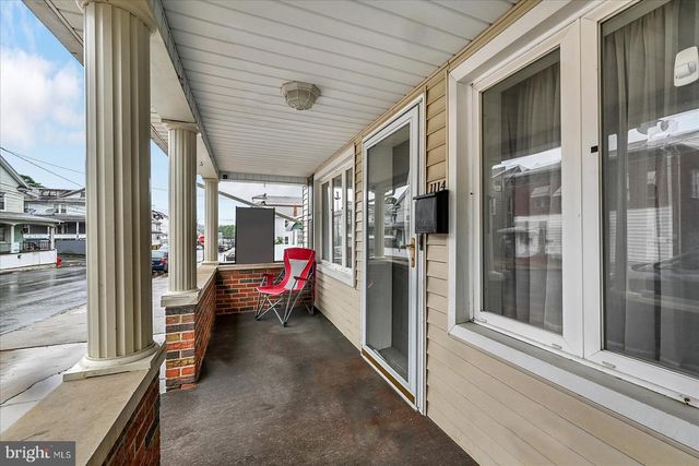 1114 W ARCH ST, Coal Township, PA 17866