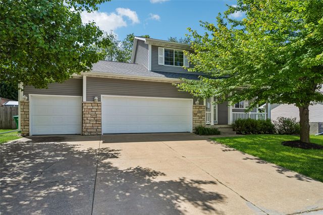 5405 Jordan Boulevard, Pleasant Hill, IA 50327
