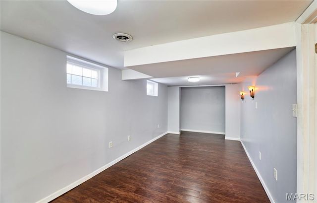 209 N Duchesne Drive, St Charles, MO 63301