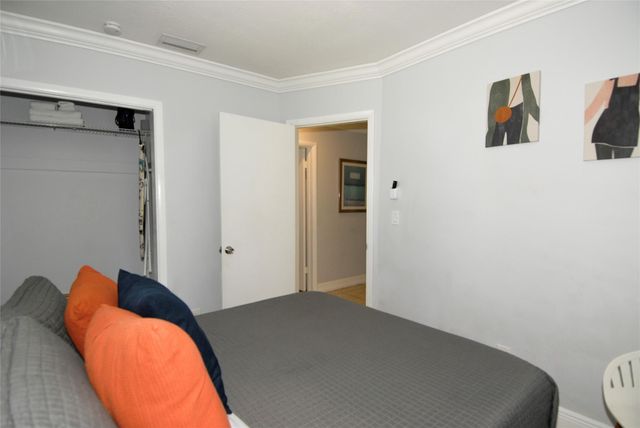 21 NE 57th Ct, Fort Lauderdale, FL 33334