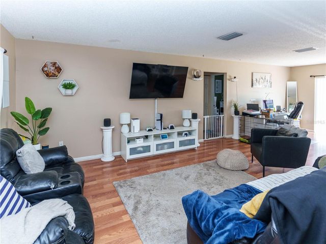5392 MARINER BOULEVARD, Spring Hill, FL 34609