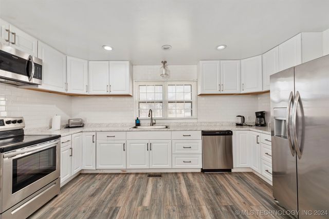 515 W Delaware Street, Tahlequah, OK 74464