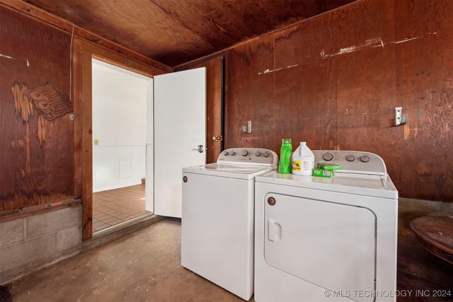 515 W Delaware Street, Tahlequah, OK 74464