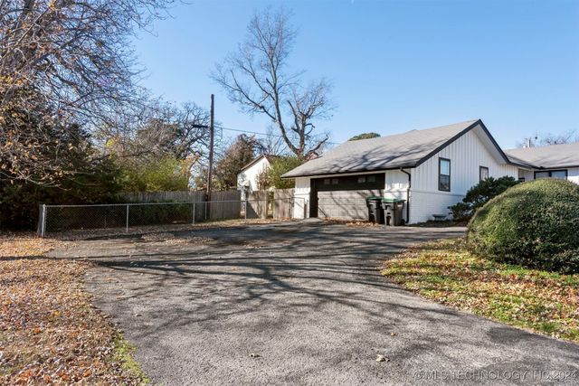 515 W Delaware Street, Tahlequah, OK 74464