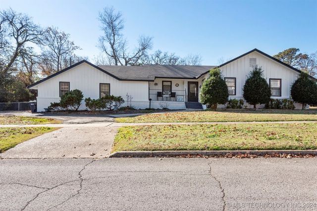 515 W Delaware Street, Tahlequah, OK 74464