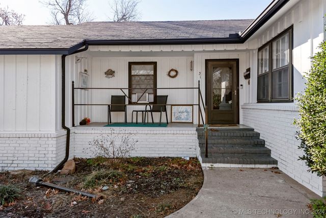515 W Delaware Street, Tahlequah, OK 74464
