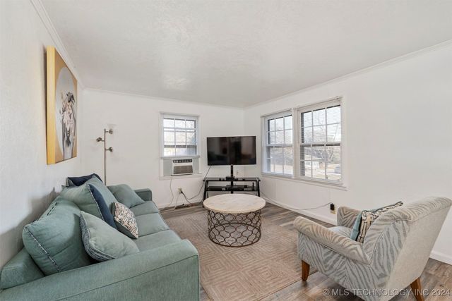 515 W Delaware Street, Tahlequah, OK 74464