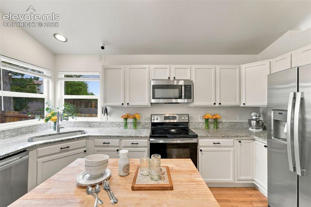 8375 Saint Helena Drive, Colorado Springs, CO 80920 — photo 2
