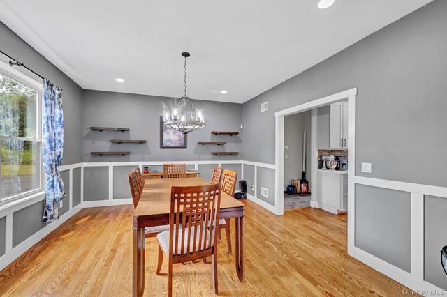 24 Woodside Court, Middletown, NY 10941