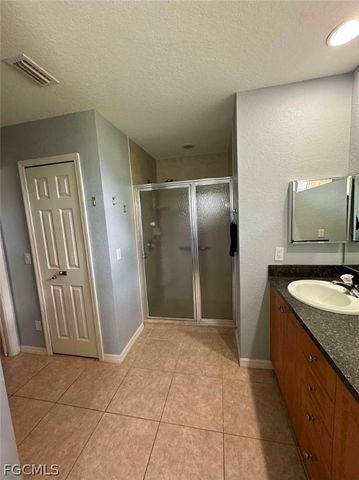 4134 SW 8th CT, Cape Coral, FL 33914