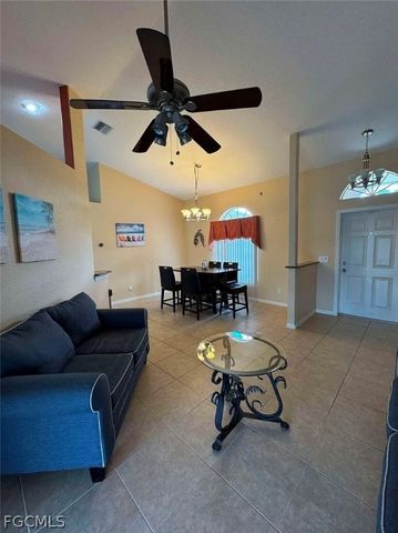 4134 SW 8th CT, Cape Coral, FL 33914