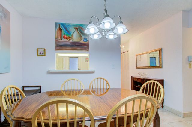 3500 NW 48th 615, Lauderdale Lakes, FL 33319