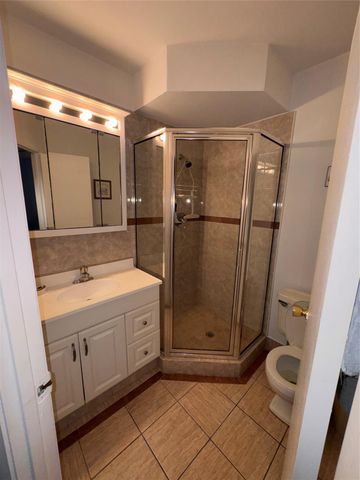 3500 NW 48th 615, Lauderdale Lakes, FL 33319