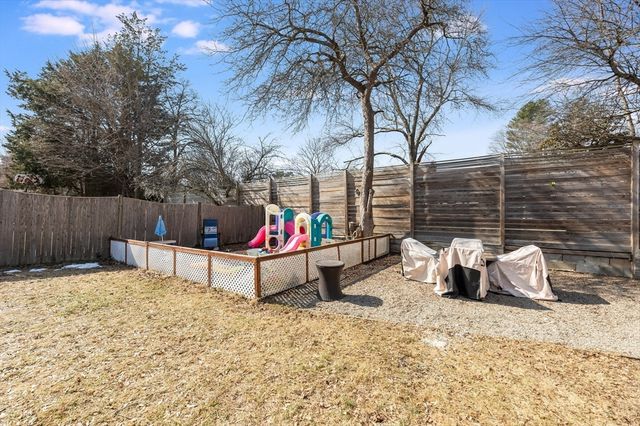 12 Tucker Ter, Randolph, MA 02368