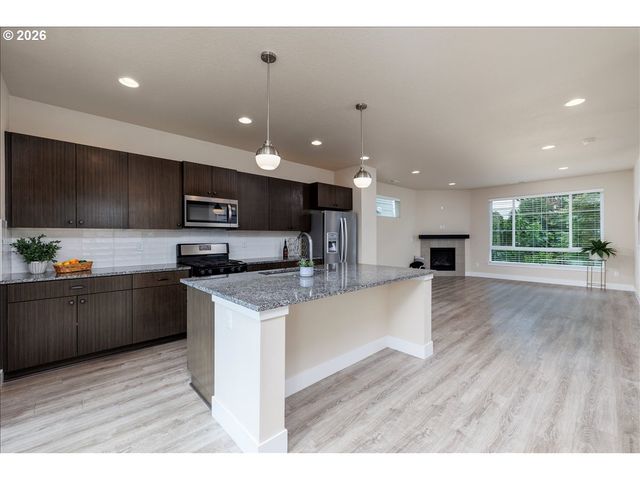 13169 Sw SAVANNAH Ln, Beaverton, OR 97005