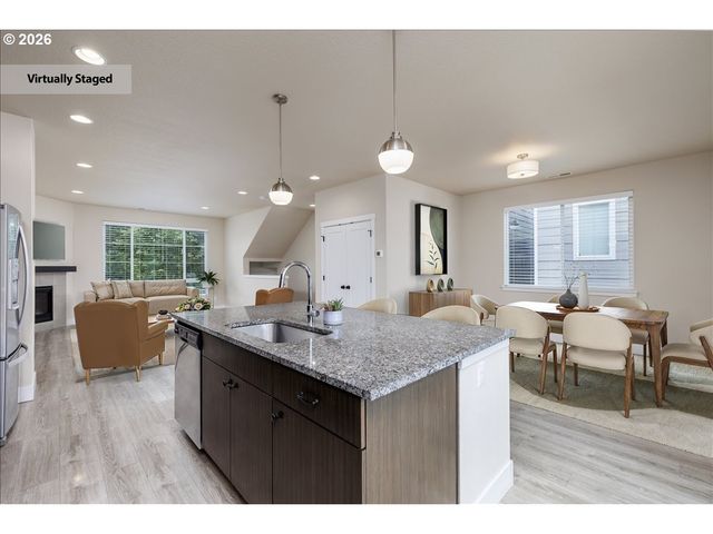 13169 Sw SAVANNAH Ln, Beaverton, OR 97005