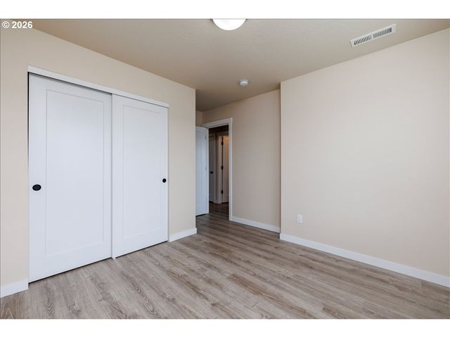 13169 Sw SAVANNAH Ln, Beaverton, OR 97005