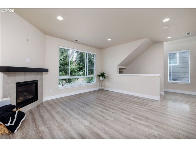 13169 Sw SAVANNAH Ln, Beaverton, OR 97005