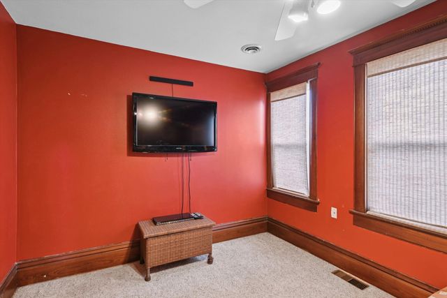 110 NE Division Street, Swisher, IA 52338