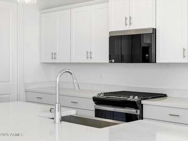 22644 W PONTIAC Drive, Surprise, AZ 85387