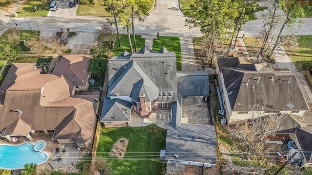 6710 Blue Hills Road, Houston, TX 77069