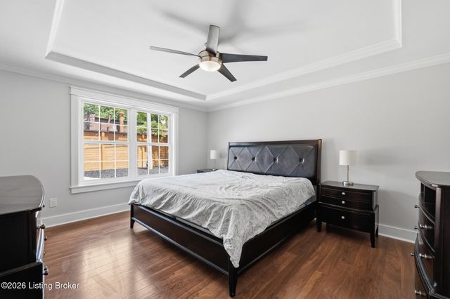 1409 Twin Ridge Rd, Louisville, KY 40242