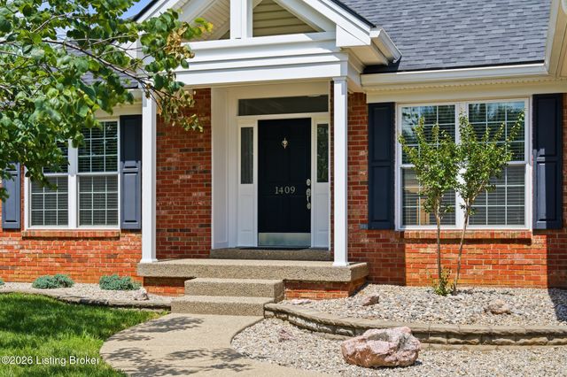 1409 Twin Ridge Rd, Louisville, KY 40242