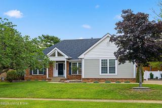 1409 Twin Ridge Rd, Louisville, KY 40242