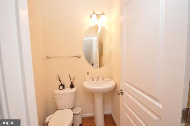 1571 RENATE DR, Woodbridge, VA 22192