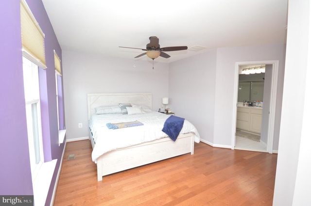 1571 RENATE DR, Woodbridge, VA 22192