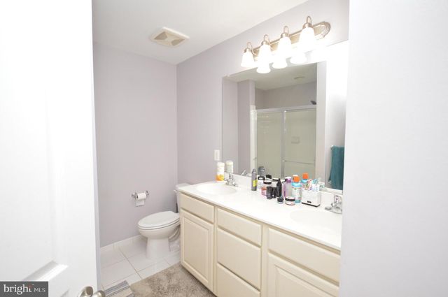 1571 RENATE DR, Woodbridge, VA 22192