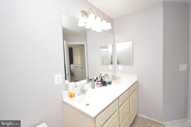 1571 RENATE DR, Woodbridge, VA 22192