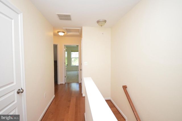 1571 RENATE DR, Woodbridge, VA 22192