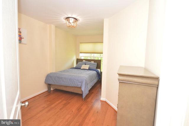 1571 RENATE DR, Woodbridge, VA 22192
