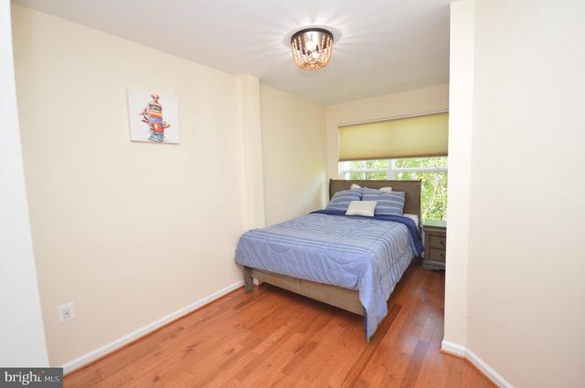 1571 RENATE DR, Woodbridge, VA 22192