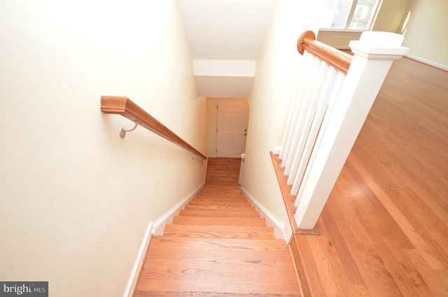 1571 RENATE DR, Woodbridge, VA 22192