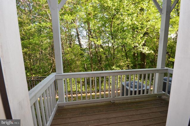 1571 RENATE DR, Woodbridge, VA 22192