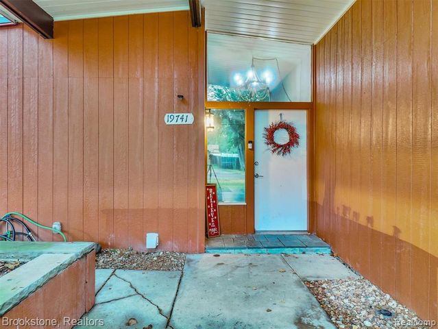 19741 Mahon Street, Southfield, MI 48075