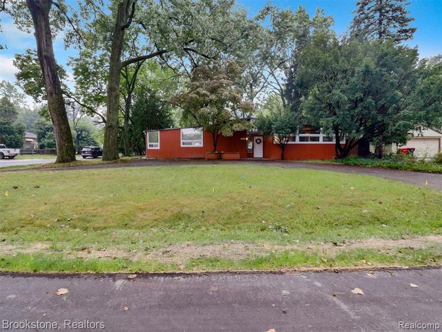 19741 Mahon Street, Southfield, MI 48075