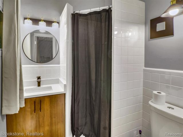 19741 Mahon Street, Southfield, MI 48075