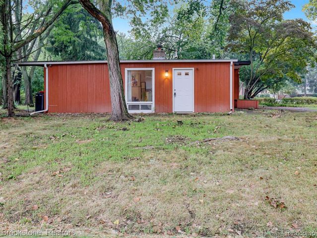 19741 Mahon Street, Southfield, MI 48075
