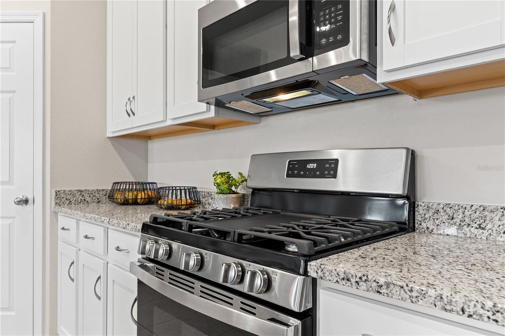 Image 8 of property listing at 1035 CONNOLLY LANE NE, Palm Bay, FL 32905