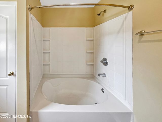 11661 PLEASANT CREEK Drive, Jacksonville, FL 32218