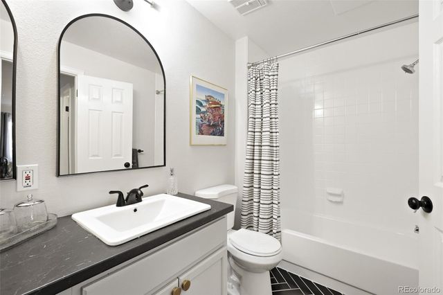 3600 S Pierce Street 2-102, Lakewood, CO 80235