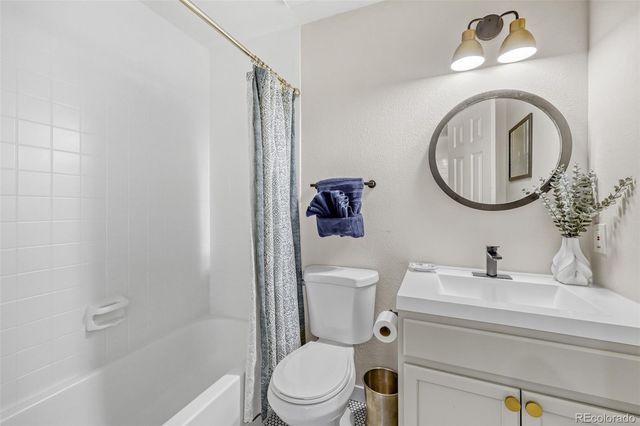 3600 S Pierce Street 2-102, Lakewood, CO 80235